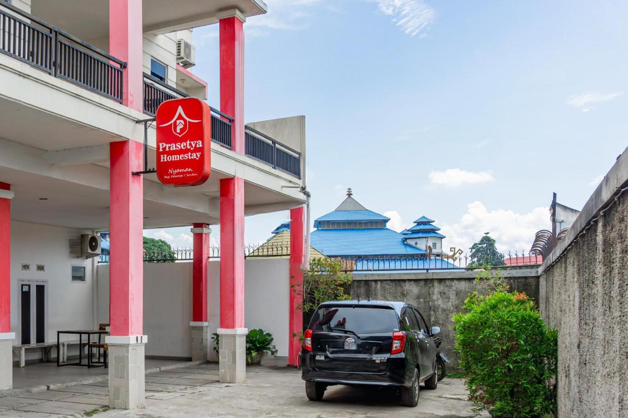 Hotel O Rajabasa Near Universitas Lampung Formerly Hotel Prasetya Бандар Лампунг Екстериор снимка