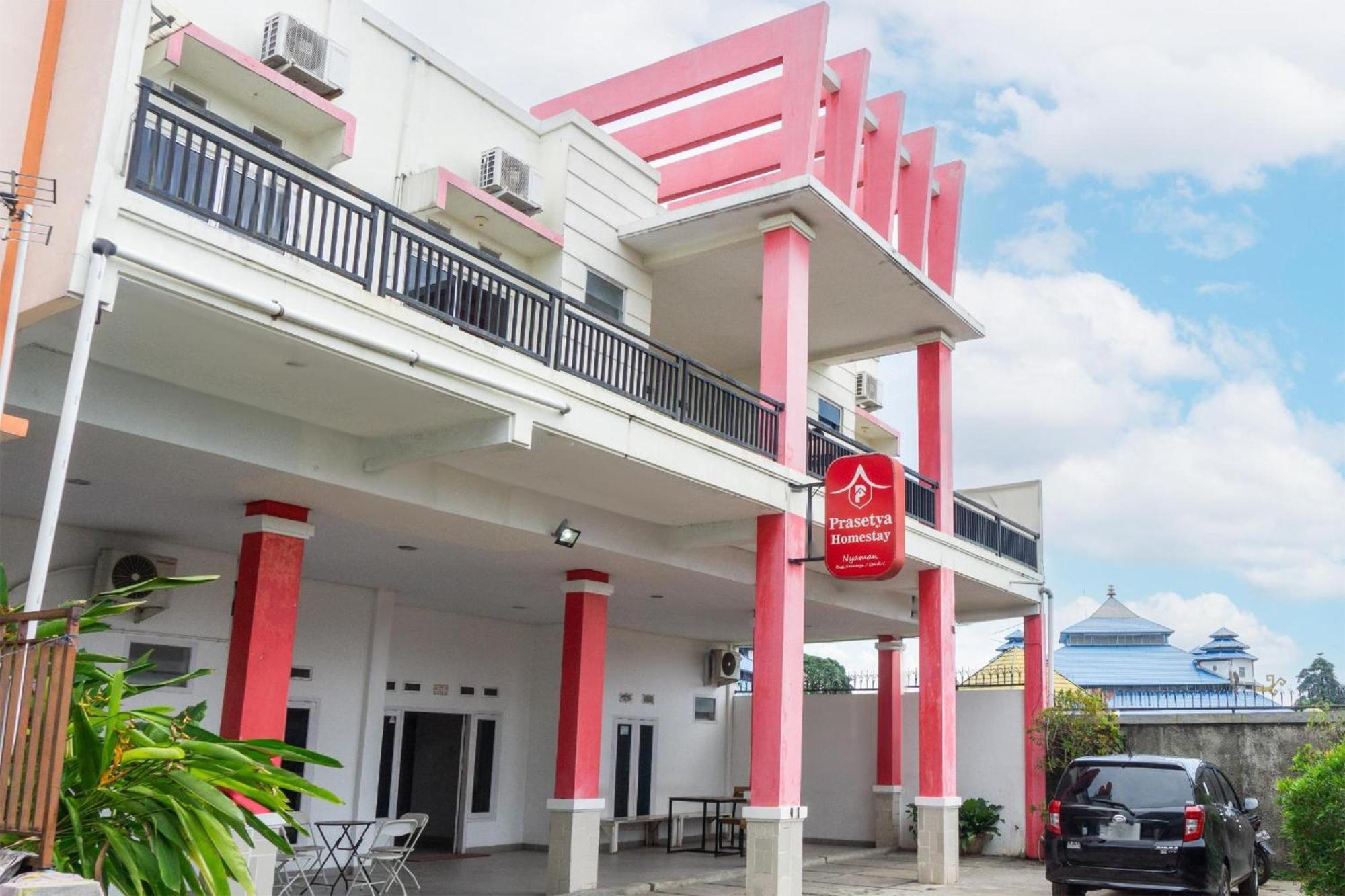 Hotel O Rajabasa Near Universitas Lampung Formerly Hotel Prasetya Бандар Лампунг Екстериор снимка